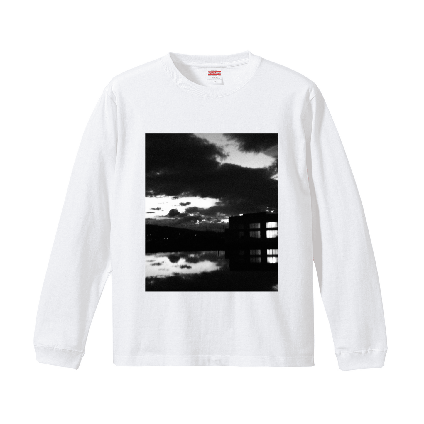 ホワイトロングスリーブTシャツ XLサイズ 花柄 ドクロ アイコン ドクロ 花柄 アイコン 白黒