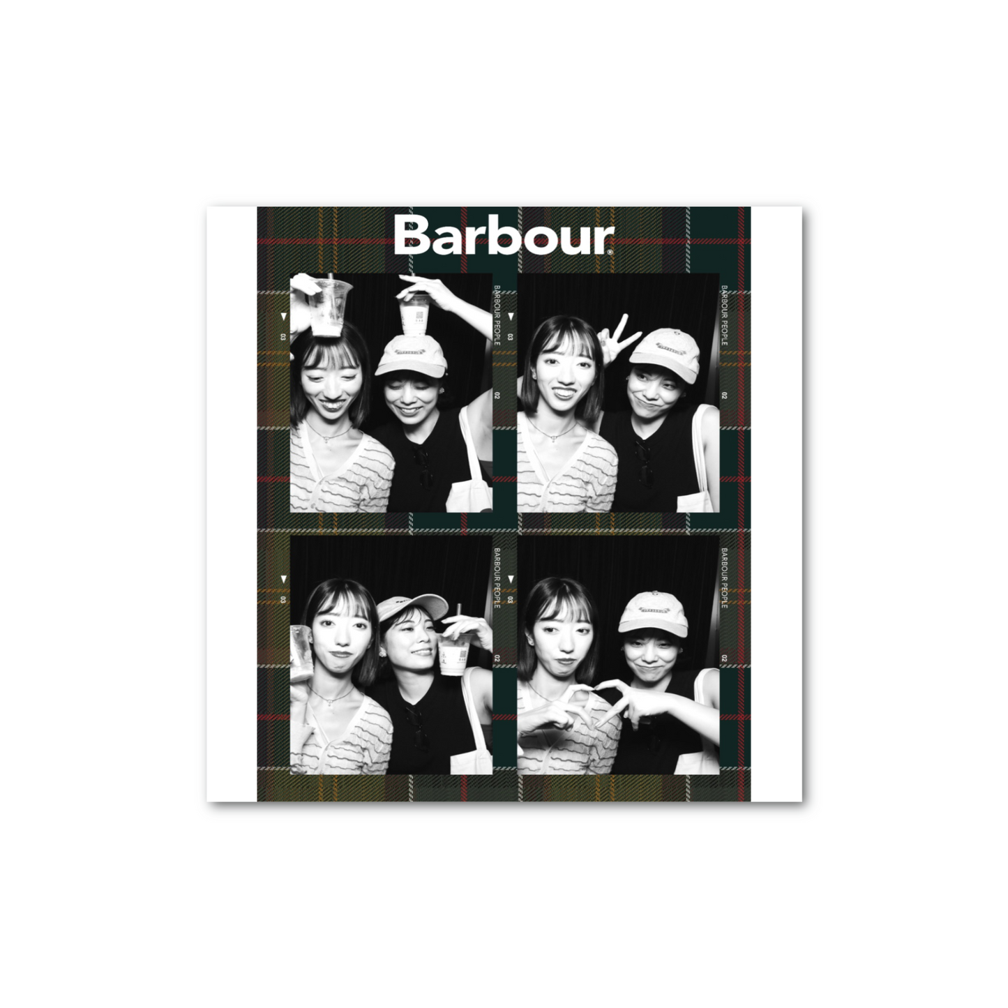 ペーパーウエイト（10cm × 10cm、厚さ2cm） アクリル